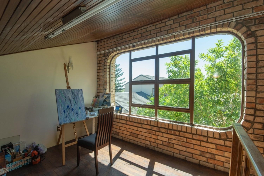 6 Bedroom Property for Sale in Walmer Heights Eastern Cape